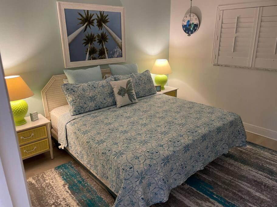 Beachfront Condo On Quiet Treasure Island- 1 Bed เซนต์พีทบีช ภายนอก รูปภาพ