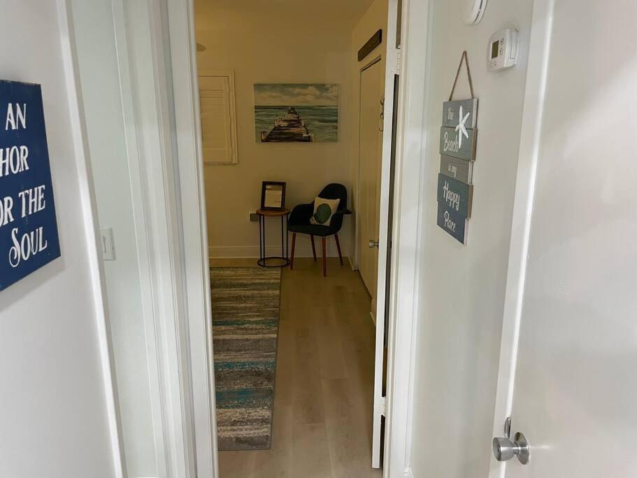 Beachfront Condo On Quiet Treasure Island- 1 Bed เซนต์พีทบีช ภายนอก รูปภาพ