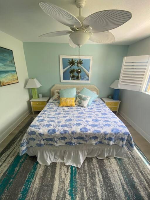 Beachfront Condo On Quiet Treasure Island- 1 Bed เซนต์พีทบีช ภายนอก รูปภาพ