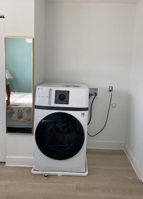 Beachfront Condo On Quiet Treasure Island- 1 Bed เซนต์พีทบีช ภายนอก รูปภาพ